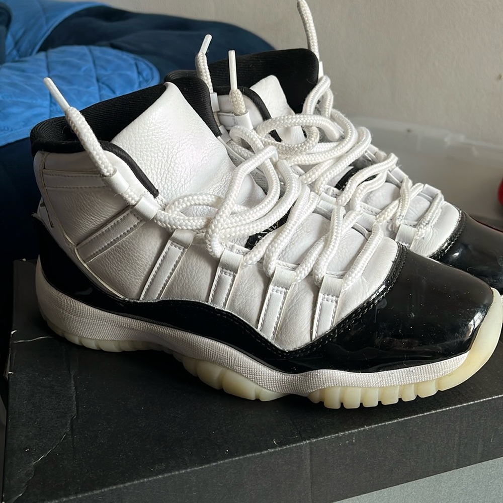 Jordan 11 retro sz 7